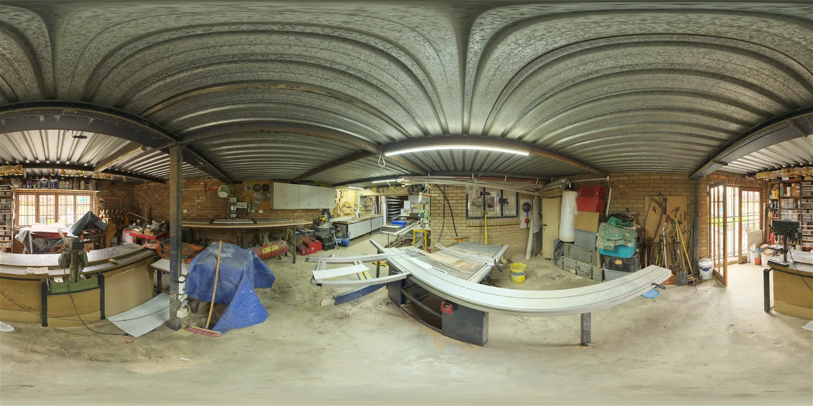 artificial light - Small Workshop