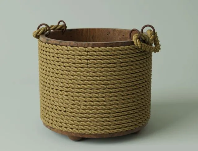 Bucket with ropes 3D Model