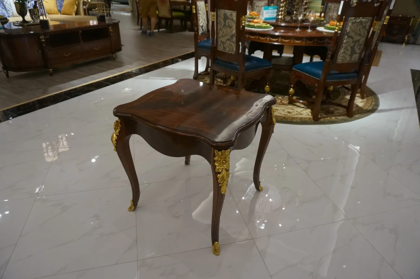 Classic Furniture - 3D Model - FC752C