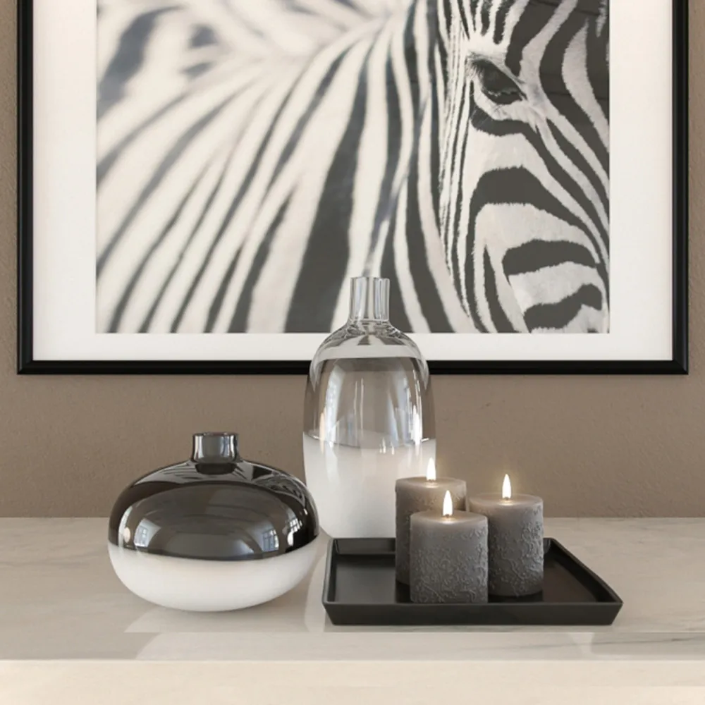 decoration - Candles and glass vases 3D Model