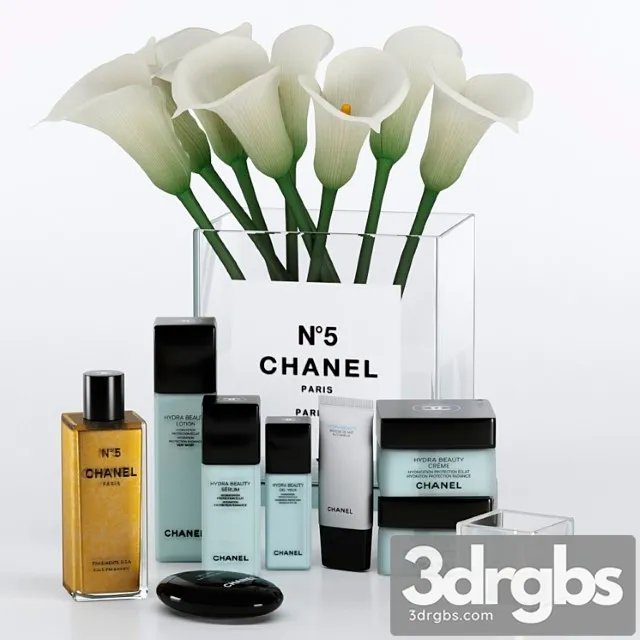 Decorative set with cosmetics and flowers