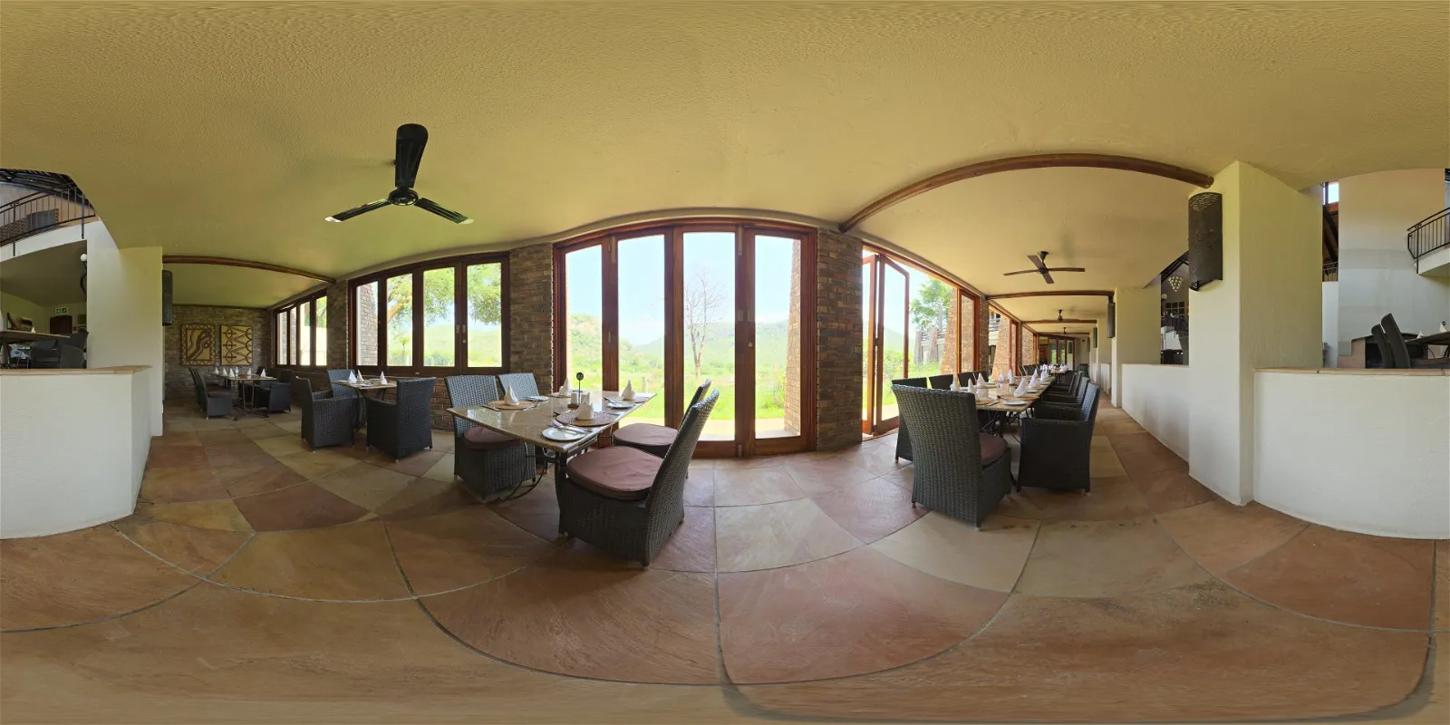 indoor - Bush Restaurant