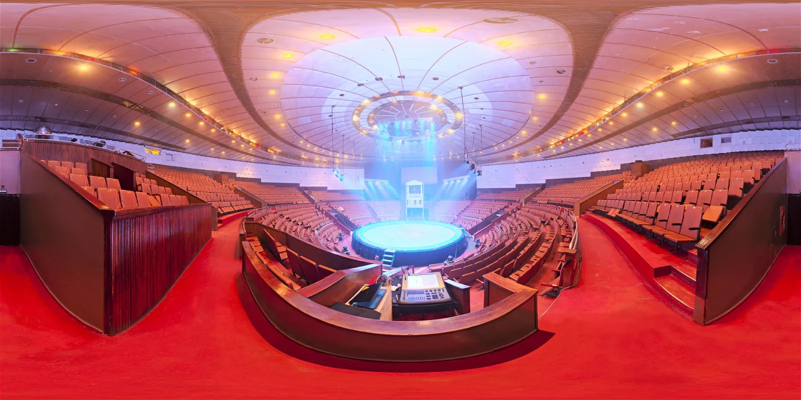 indoor - Circus Arena