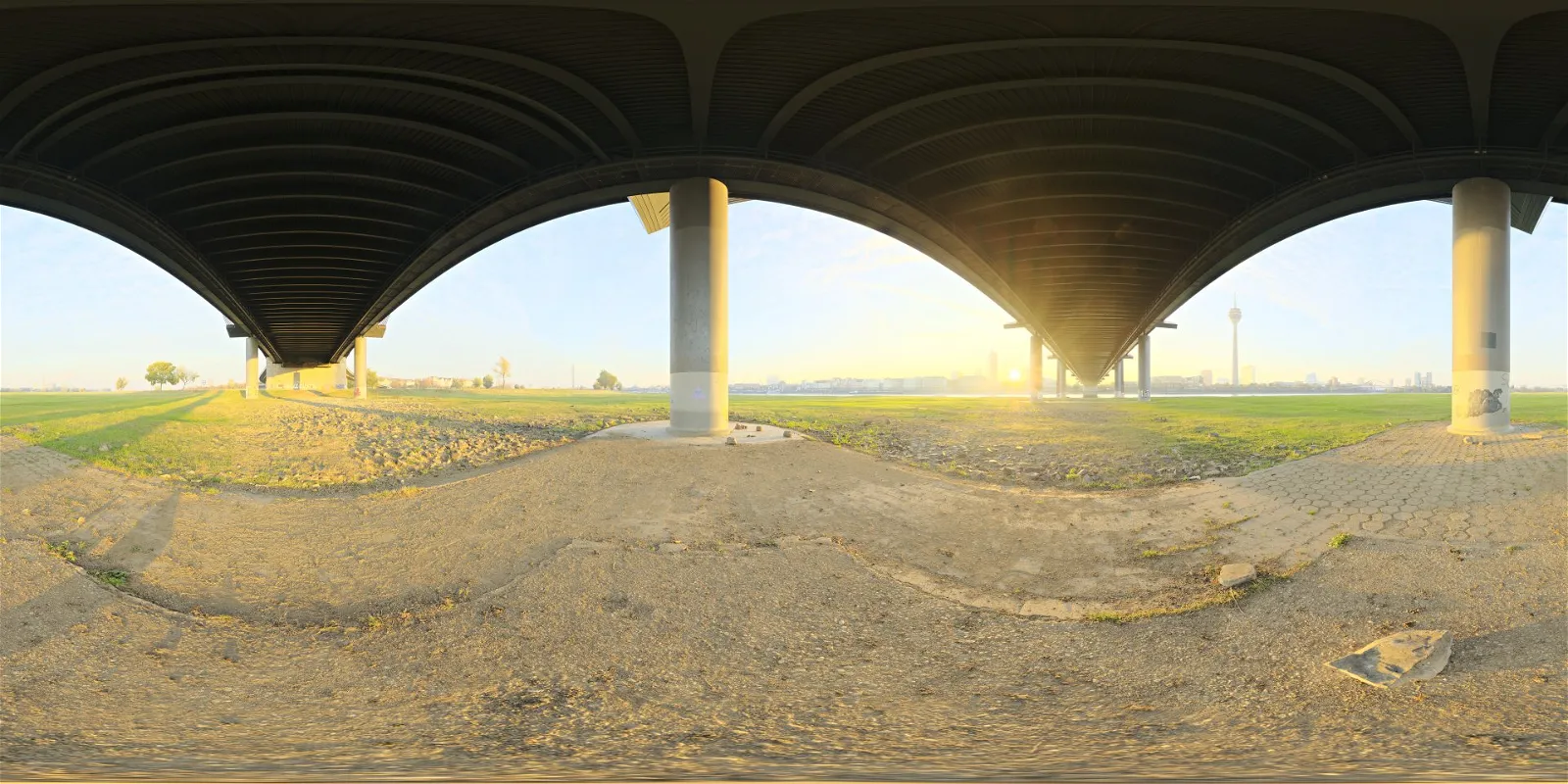 outdoor - Under Bridge